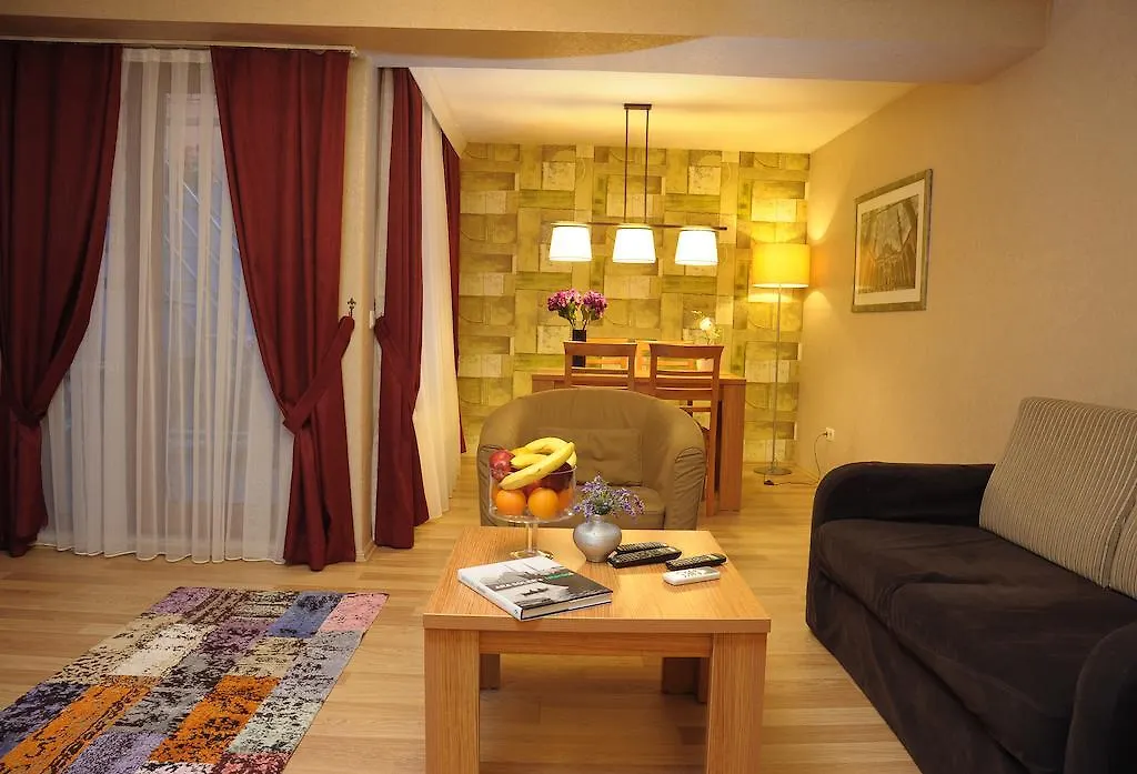 Three Apples Suites Taksim Istanbul 3*,