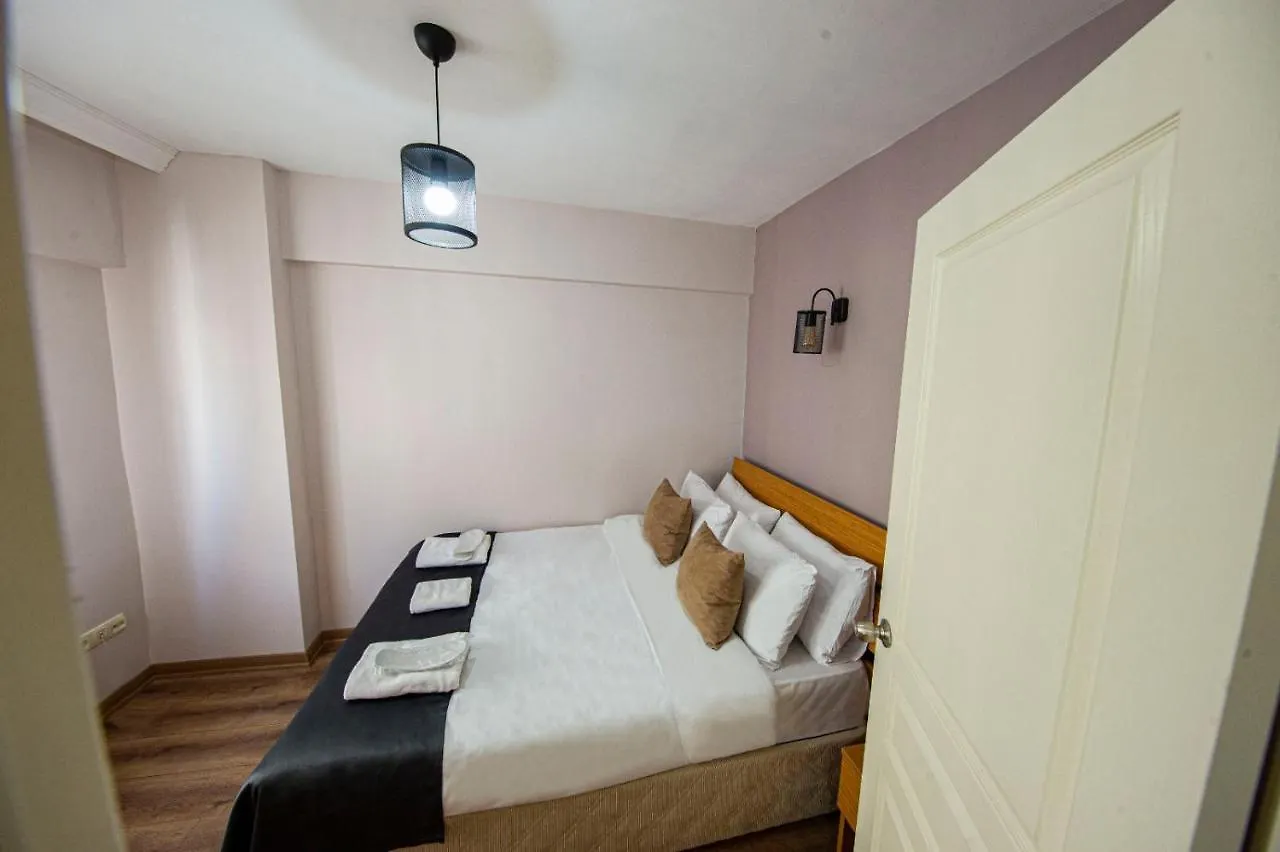 Three Apples Suites Taksim Istanbul 3*,